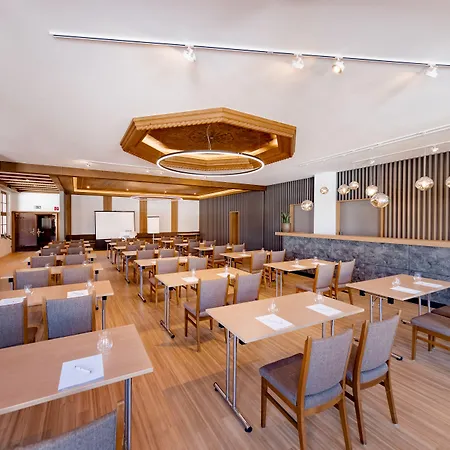 Hotel & Restaurant Becher