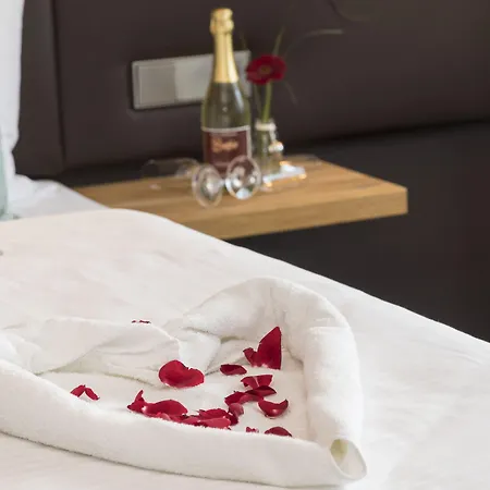 & Restaurant Becher Hotel 3*