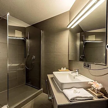 Hotel & Restaurant Becher 3*