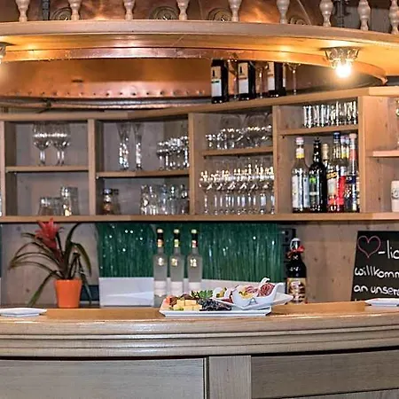 & Restaurant Becher Hotel