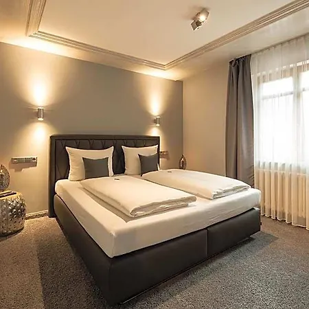 & Restaurant Becher Hotel 3*