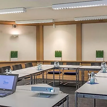 Hotel & Restaurant Becher 3*